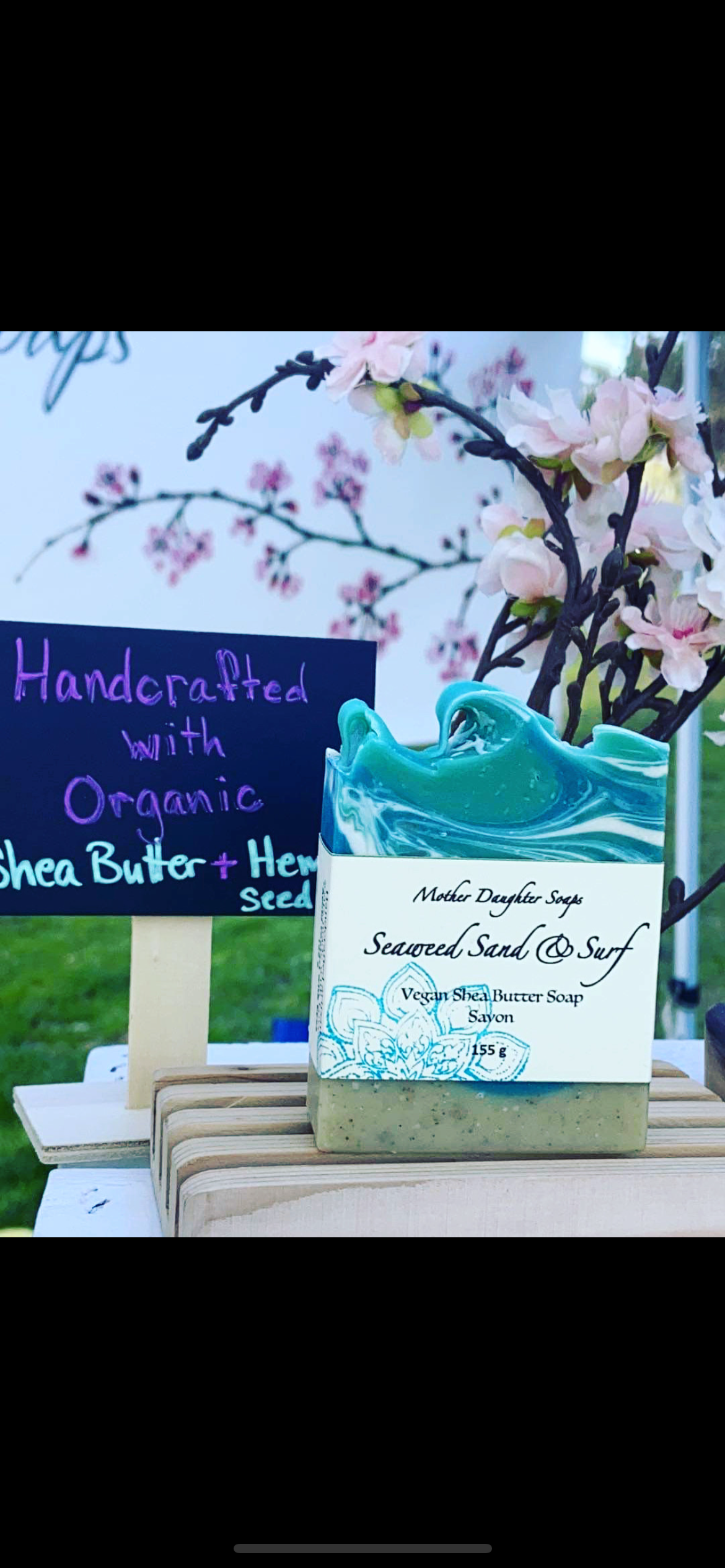 Seaweed Sand & Surf 🌊 Organic Shea Butter Soap/ Wild Harvested Seaweed🌿/ Local Beach Sand/ Peppermint/ Eucalyptus/ Spearmint/ Essential Oils/ Handcrafted on Vancouver Island, Victoria, B.C. Canada🇨🇦